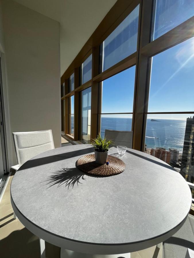 Sky Intempo Resort & Spa Benidorm Apartment Bagian luar foto