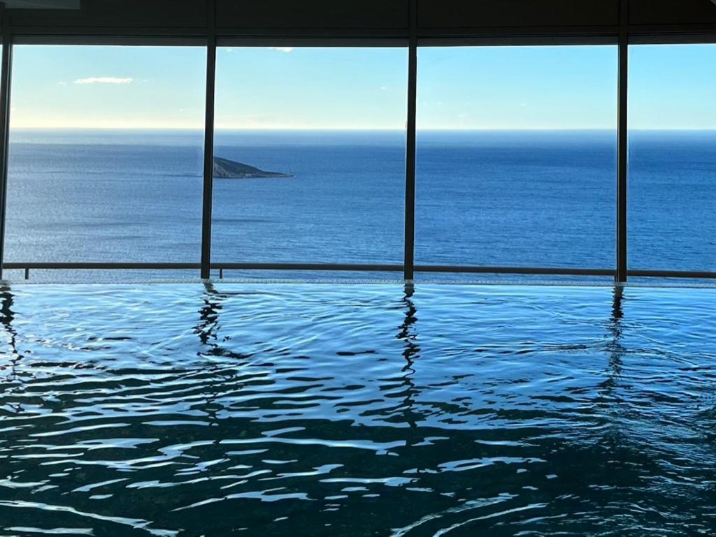 Sky Intempo Resort & Spa Benidorm Apartment Bagian luar foto