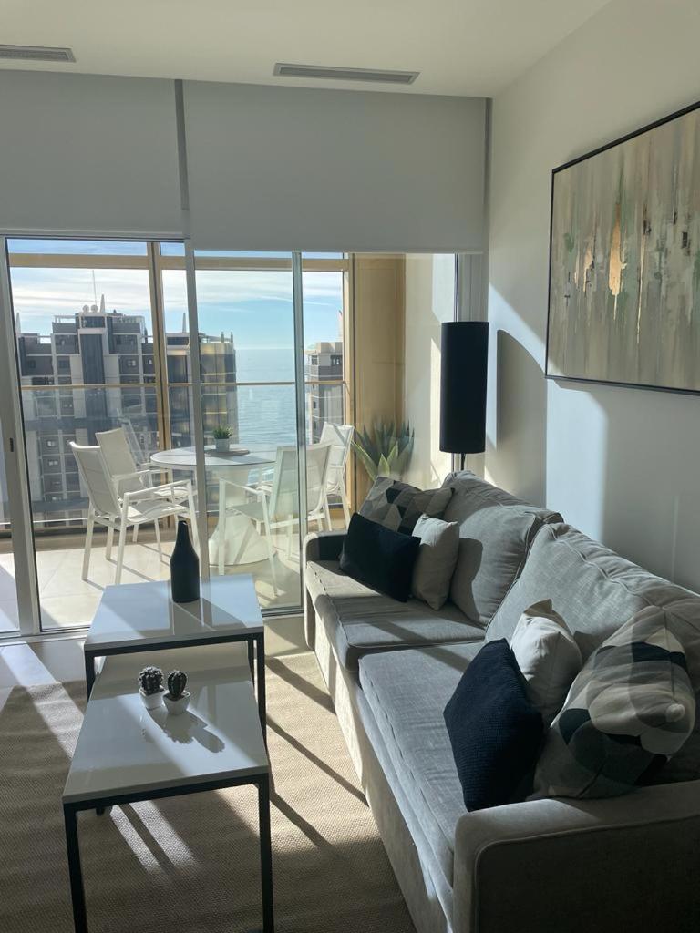 Sky Intempo Resort & Spa Benidorm Apartment Bagian luar foto